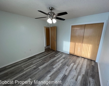 5229 Silver Sage Dr - Photo Thumbnail 32