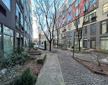 114 Troutman Street - Photo Thumbnail 9