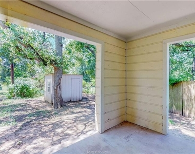 823 San Benito Drive - Photo Thumbnail 24