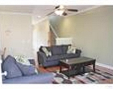 135 Lanigan Pl - Photo Thumbnail 3