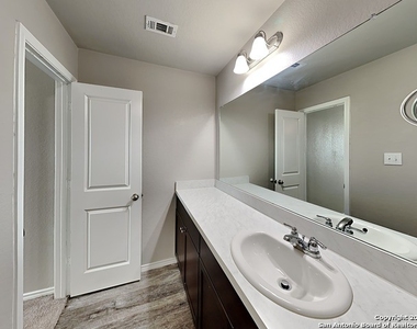 9720 Marbach Brook - Photo Thumbnail 5