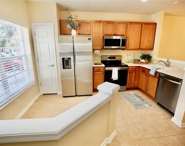 10330 Estero Bay Lane - Photo Thumbnail 7