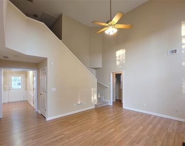 4510 Ridgefair Drive - Photo Thumbnail 2