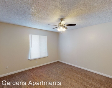 950 Barnett Way - Photo Thumbnail 5