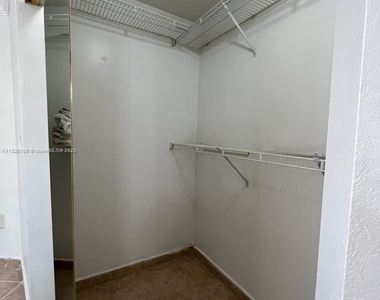 10257 Nw 9th Street Cir # 207-10 - Photo Thumbnail 9