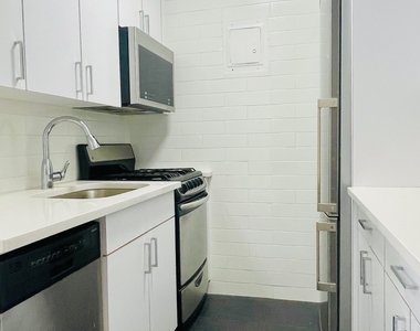 400 E 89 Street, 10M - Photo Thumbnail 4