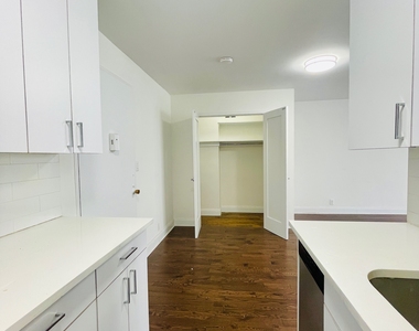 400 E 89 Street, 10M - Photo Thumbnail 7