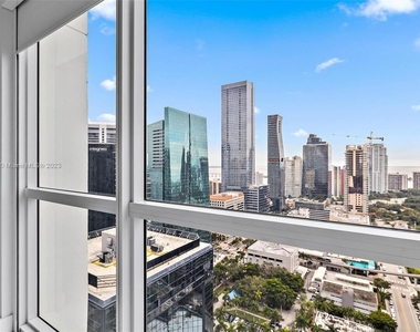 1080 Brickell Ave Unit 3101 - Photo Thumbnail 9