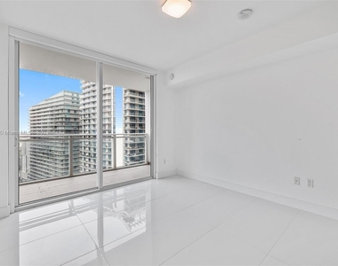 1080 Brickell Ave Unit 3101 - Photo Thumbnail 15