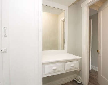 425 W. Roscoe, Unit 404 - Photo Thumbnail 18