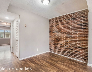 3739 Wyandotte St - Photo Thumbnail 12