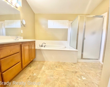 1620 White Mesquite Place - Photo Thumbnail 38