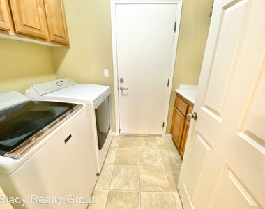 1620 White Mesquite Place - Photo Thumbnail 7