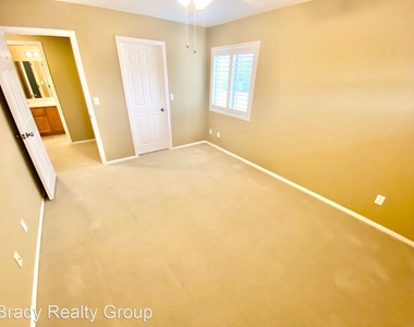 1620 White Mesquite Place - Photo Thumbnail 13