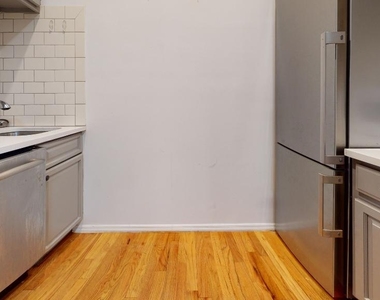 226 East 87th Street - Photo Thumbnail 7