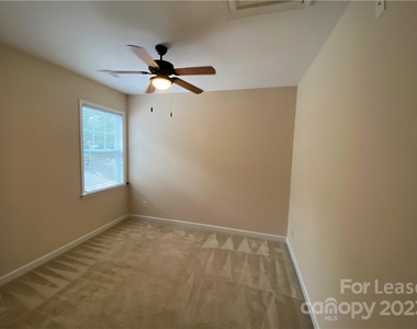 17540 Harbor Walk Drive - Photo Thumbnail 31