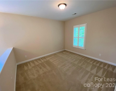 17540 Harbor Walk Drive - Photo Thumbnail 19