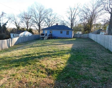2520 Brentwood Place - Photo Thumbnail 10