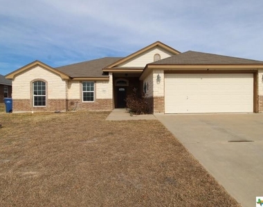 2922 Sunflower Trail - Photo Thumbnail 1