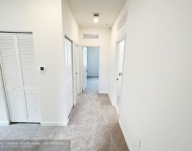 2441 Nw 131 Cir - Photo Thumbnail 20