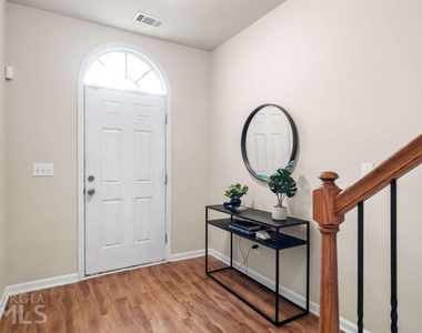 2857 Ridgeview Dr Sw - Photo Thumbnail 7