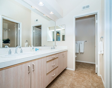 12083 Tivoli Park Row Unit 5 - Photo Thumbnail 16