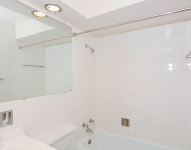 530 W. Aldine, Unit 714 - Photo Thumbnail 12