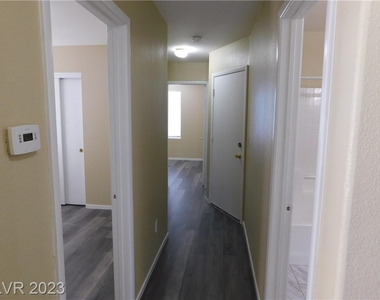 2120 Hazel Croft Way - Photo Thumbnail 19