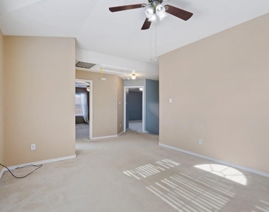 11809  Larch Valley Dr - Photo Thumbnail 22