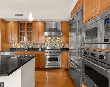 7710 Woodmont Ave #513 - Photo Thumbnail 12