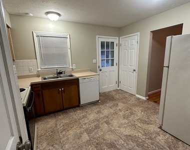 4307 Winter Garden Ct - Photo Thumbnail 13