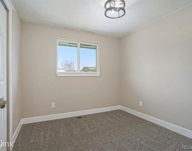 2622 R San Marcos Drive - Photo Thumbnail 13