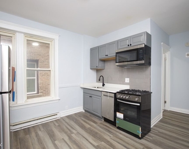 3649 W. Montrose, Unit M1 - Photo Thumbnail 1