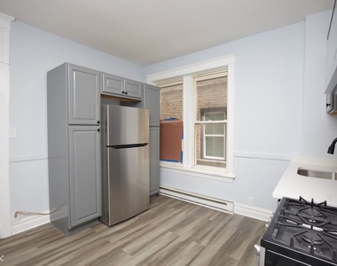 3649 W. Montrose, Unit M1 - Photo Thumbnail 3