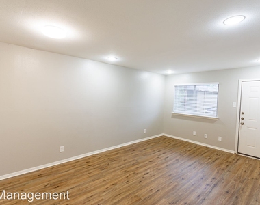 5656 Live Oak Street Apt. 101 - Photo Thumbnail 2