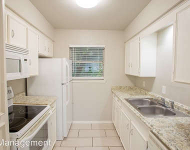 5656 Live Oak Street Apt. 101 - Photo Thumbnail 5