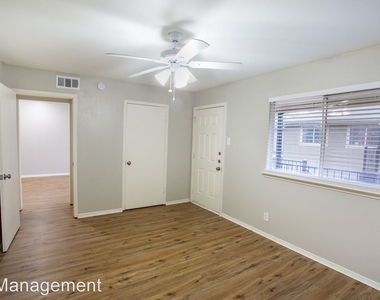 5656 Live Oak Street Apt. 101 - Photo Thumbnail 12