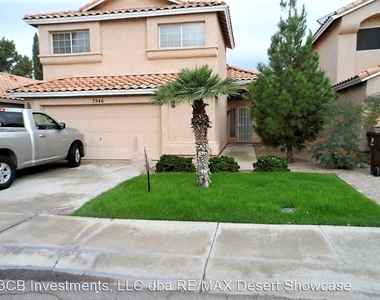 7946 West Paradise Drive - Photo Thumbnail 0