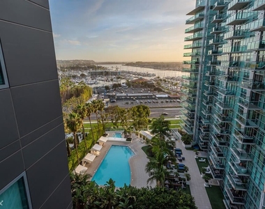 13650 Marina Pointe Dr Unit 1405 - Photo Thumbnail 11