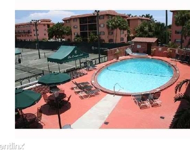 670 Tennis Club Dr - Photo Thumbnail 5