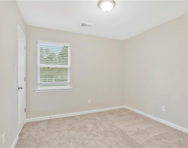 5593 Pennybrook Trail - Photo Thumbnail 20