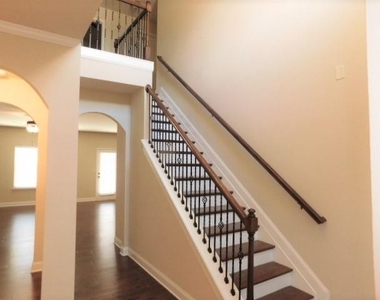 2509 Wimberley Pine Court - Photo Thumbnail 4