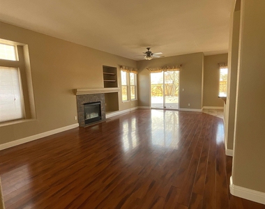 2624 Tolusa Court - Photo Thumbnail 6