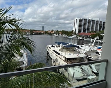 3750 Yacht Club Dr - Photo Thumbnail 26