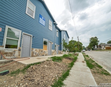 143 Lucas St - Photo Thumbnail 13