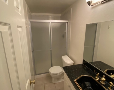 9516 Larrabee Ave - Photo Thumbnail 27