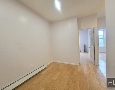 2146 Atlantic Avenue - Photo Thumbnail 5