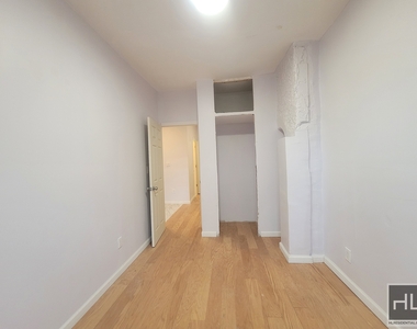 2146 Atlantic Avenue - Photo Thumbnail 6