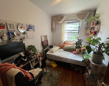 540 East 5th Street - Photo Thumbnail 4