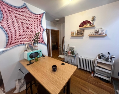 540 East 5th Street - Photo Thumbnail 3
